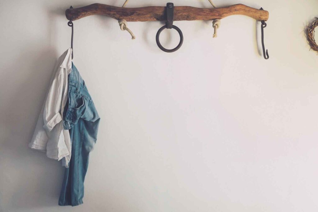 TMC_should-take-off-your-clothes-before-massage