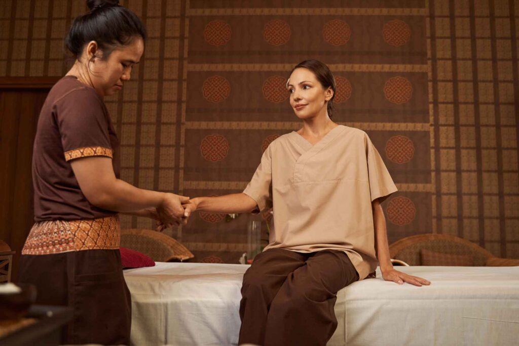 TMC_whether-and-how-to-tip-the-masseur